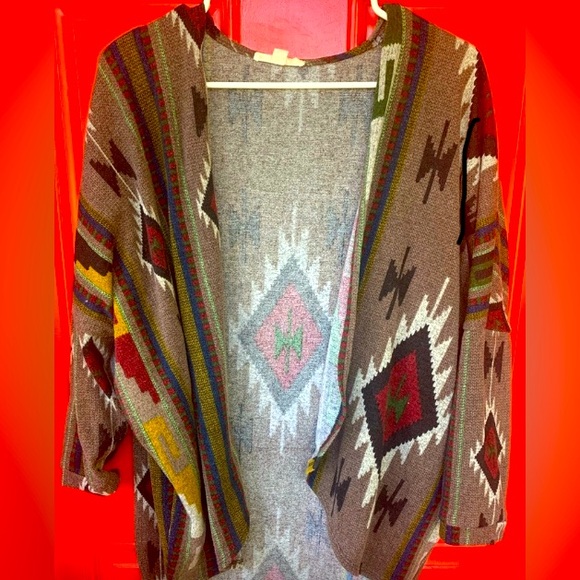Painted Threads Large Aztec Print Wrap or Cardigan - Picture 2 of 3